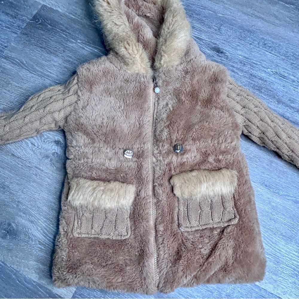 Cozy Brown Faux Fur Hooded Jacket – Mixed Knit Sleeves Fleece Lined Size 12